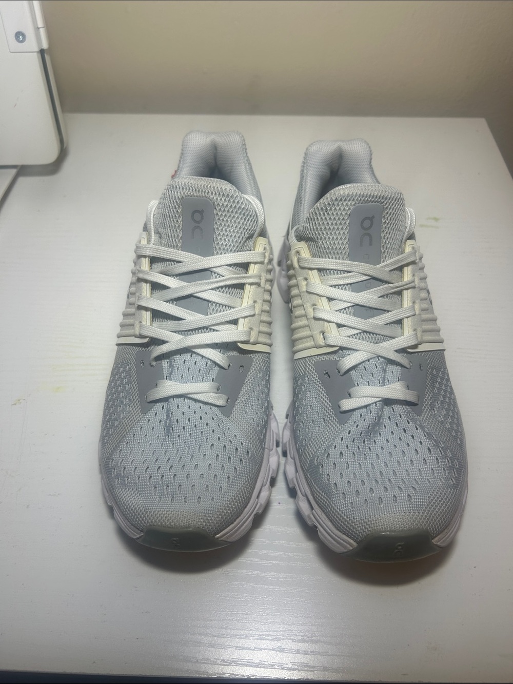 On Running Cloudswift Women's Running Shoes - Light Gray and White